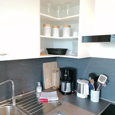 Gaestezimmer Bergerhof - Ankommen Und Wohlfuehlen ノイス