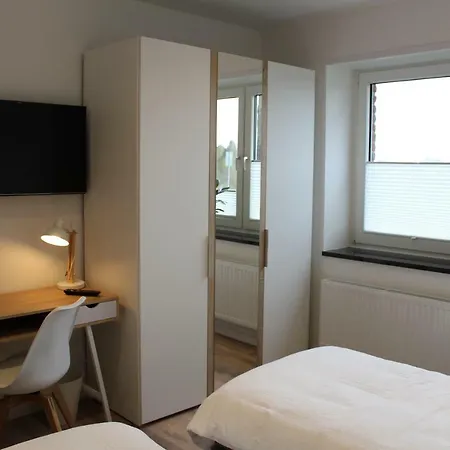 Gaestezimmer Bergerhof - Ankommen Und Wohlfuehlen ノイス